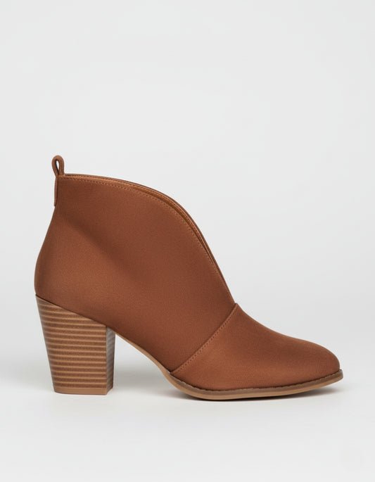 Heritage Block Heel Ankle Boots